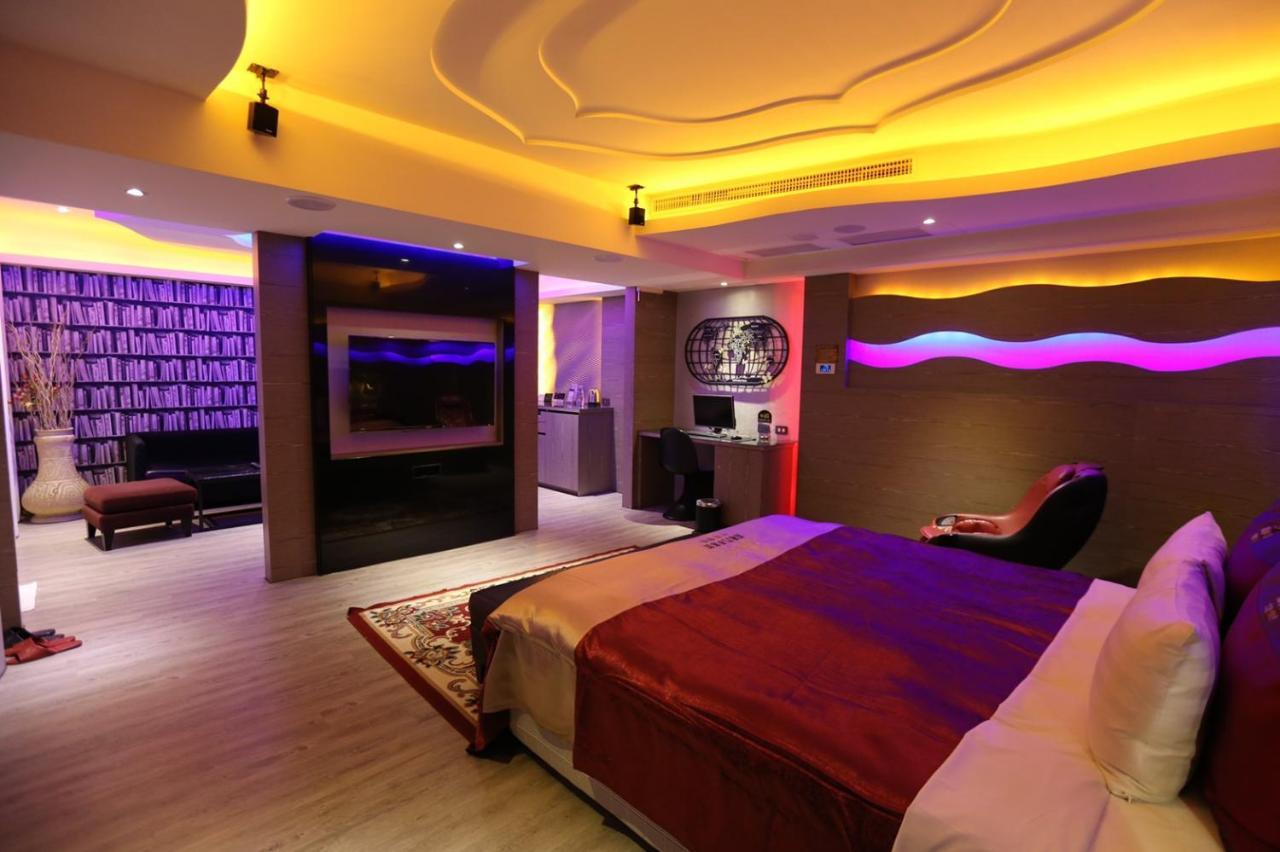 Yosemite Motel - Taiyuan Branch Тайчжун Экстерьер фото