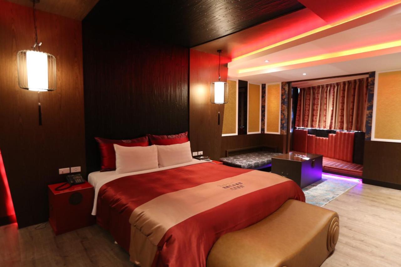 Yosemite Motel - Taiyuan Branch Тайчжун Экстерьер фото